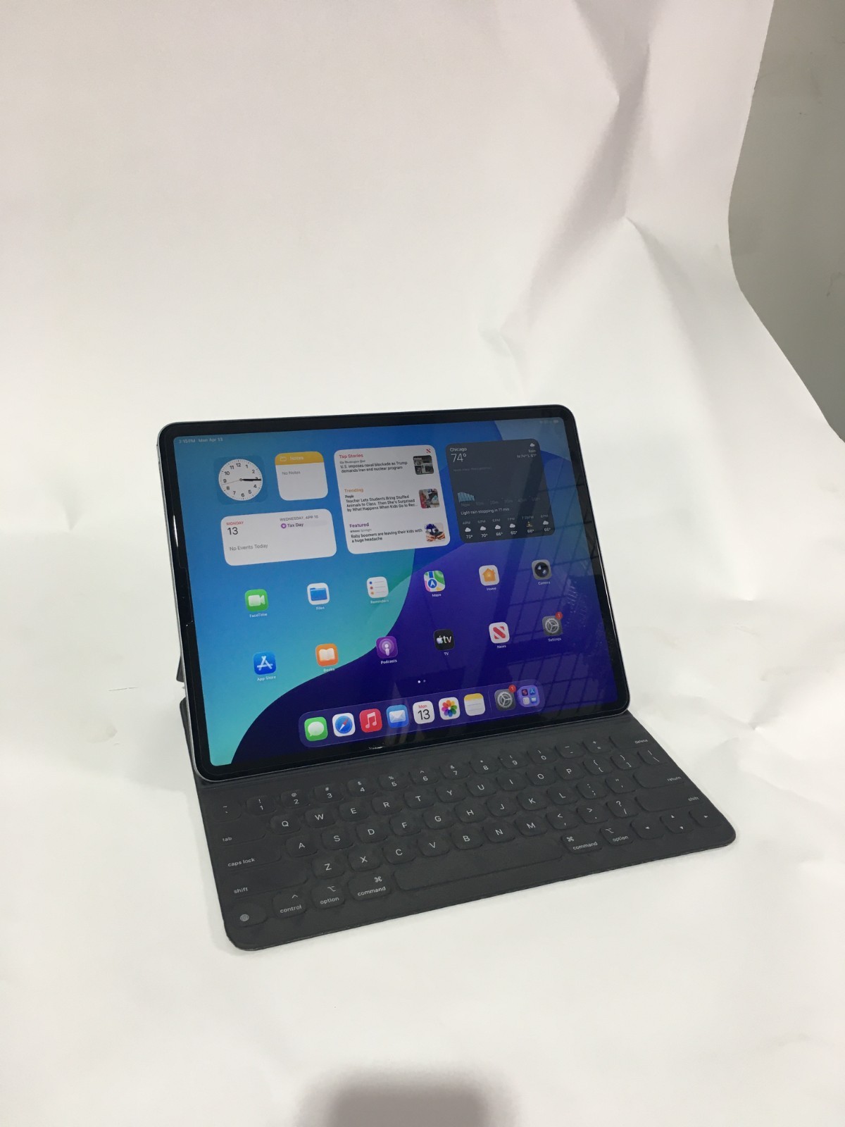 @XJ Apple iPad Pro 12.9-in (3rd generation) A1876 64 GB, Wi-Fi, 12.9 in – Gray