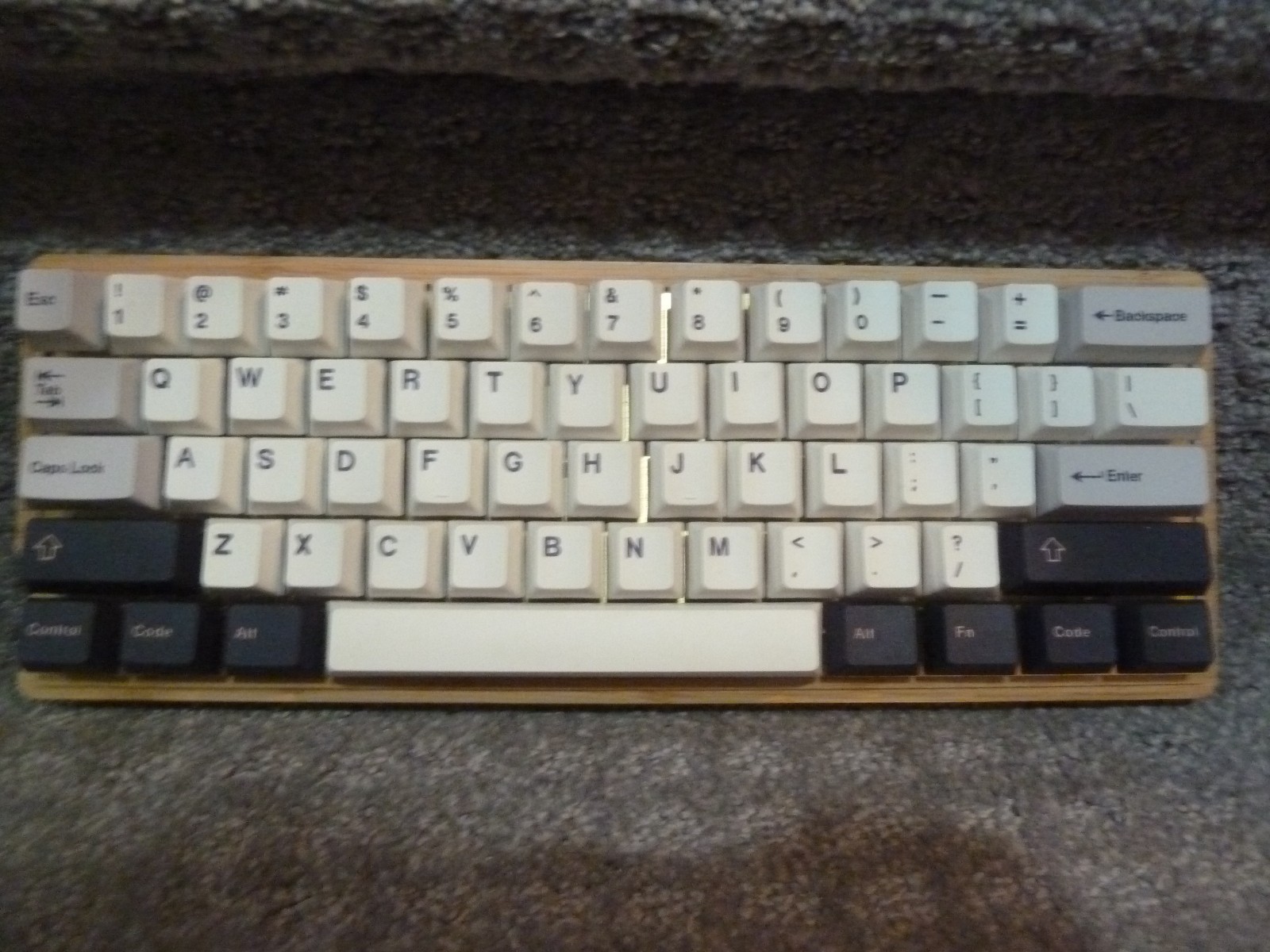 Custom Mechanical Keyboard w/ wooden case removable key caps switches 60% layout