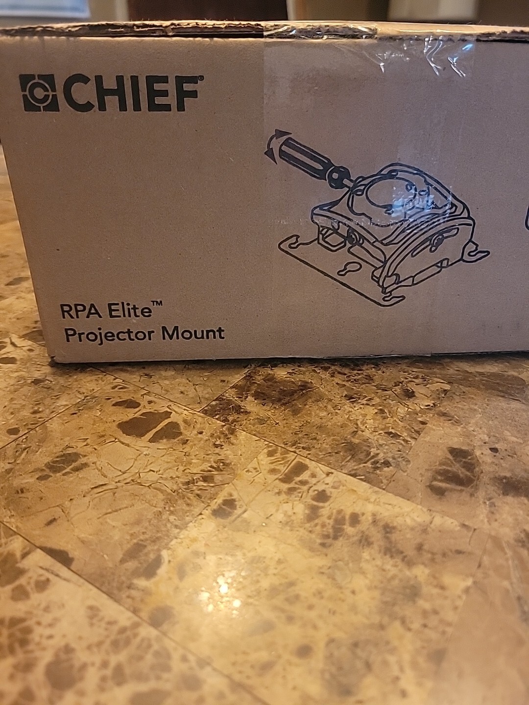 CHIEF ELITE UNIVERSAL PROJECTOR MOUNT RPMBU 50 lb. max Comes With 2 Keys.