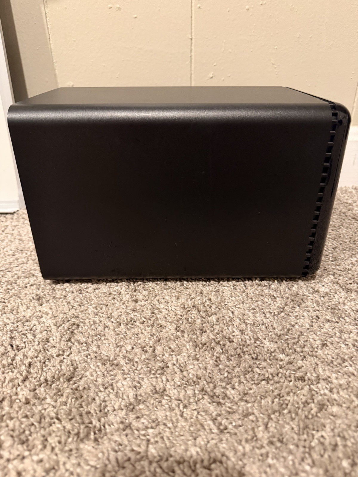 Drobo DR04D-U 4-Bay NAS HDD Hot Swap USB FireWire Indication Light Black