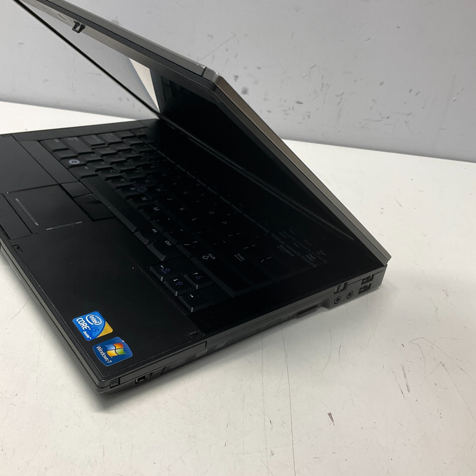 Dell Latitude E6410 Laptop Intel Core i5 M 560 2.67GHz 4GB RAM 250GB SSD NO BAT