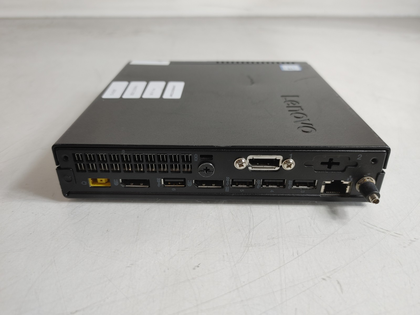 Lenovo ThinkCentre M710q Tiny Core i5-6500T 2.50 GHz 8 GB DDR4 No HDD