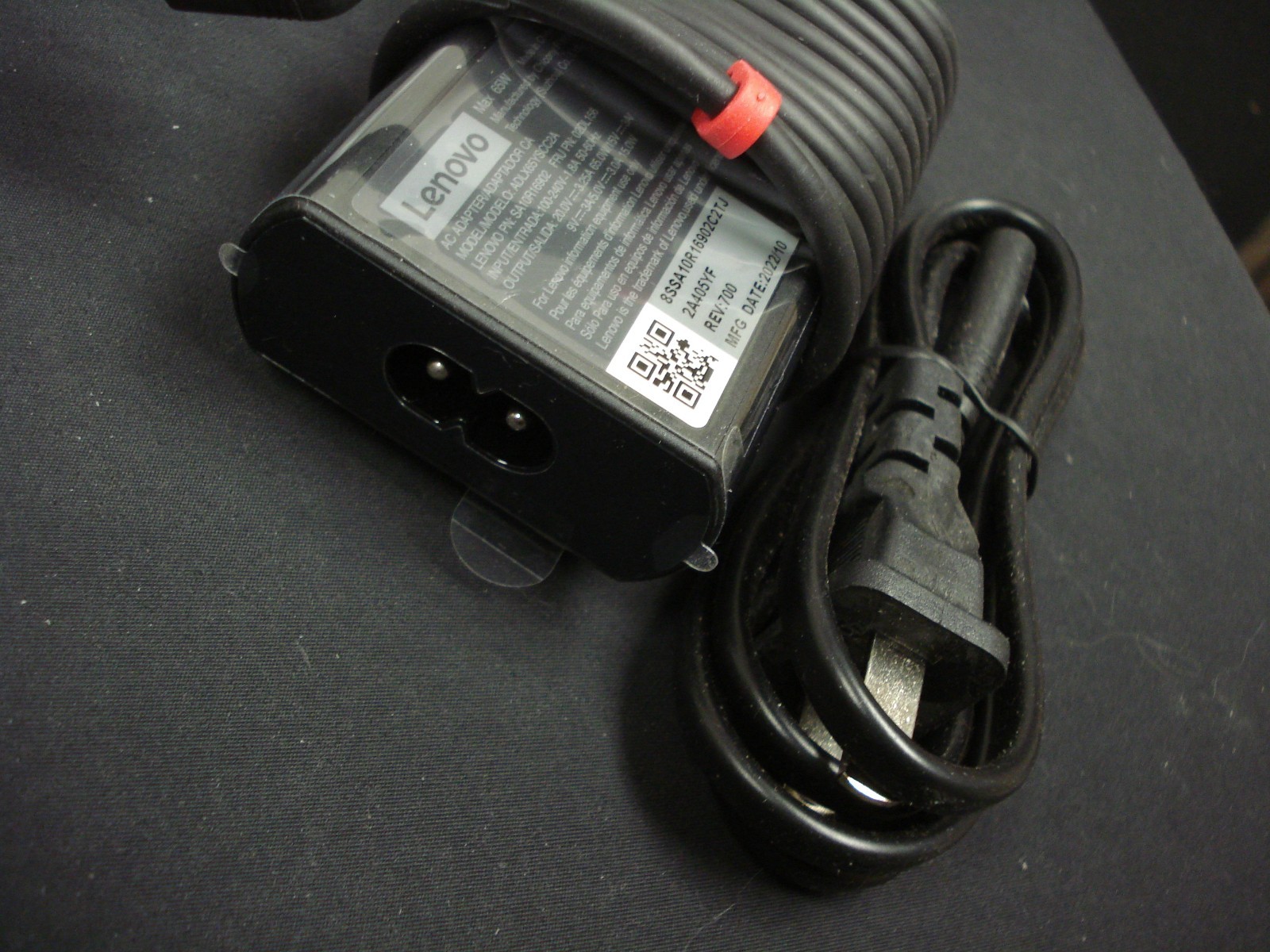 New Genuine Lenovo 65W USB-C AC Adapter Charger ADLX65YSCC3A SA10R16901 02DL155