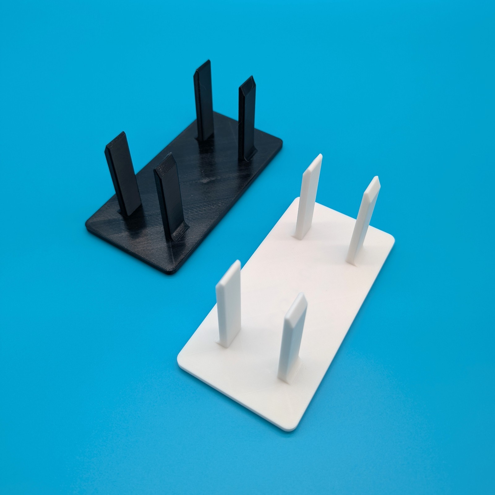 Stand for UniFi Gateway Fiber with Silicone Feet – Black or White PETG
