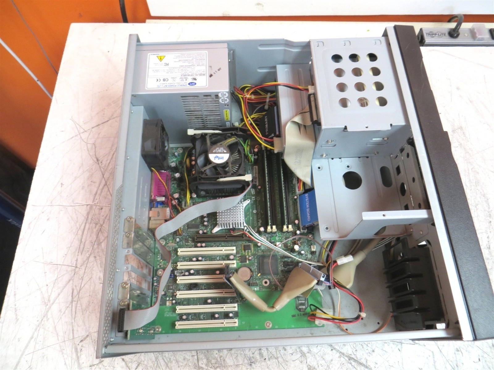 American Dynamics Intellex LT Intel D865GBF Celeron 2.8GHz 512MB 0HD