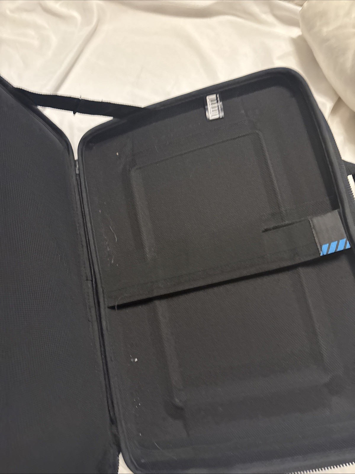 Thule Sweden 13″ Laptop Sleeve Gauntlet 3.0 Case Black Apple Macbook Tech