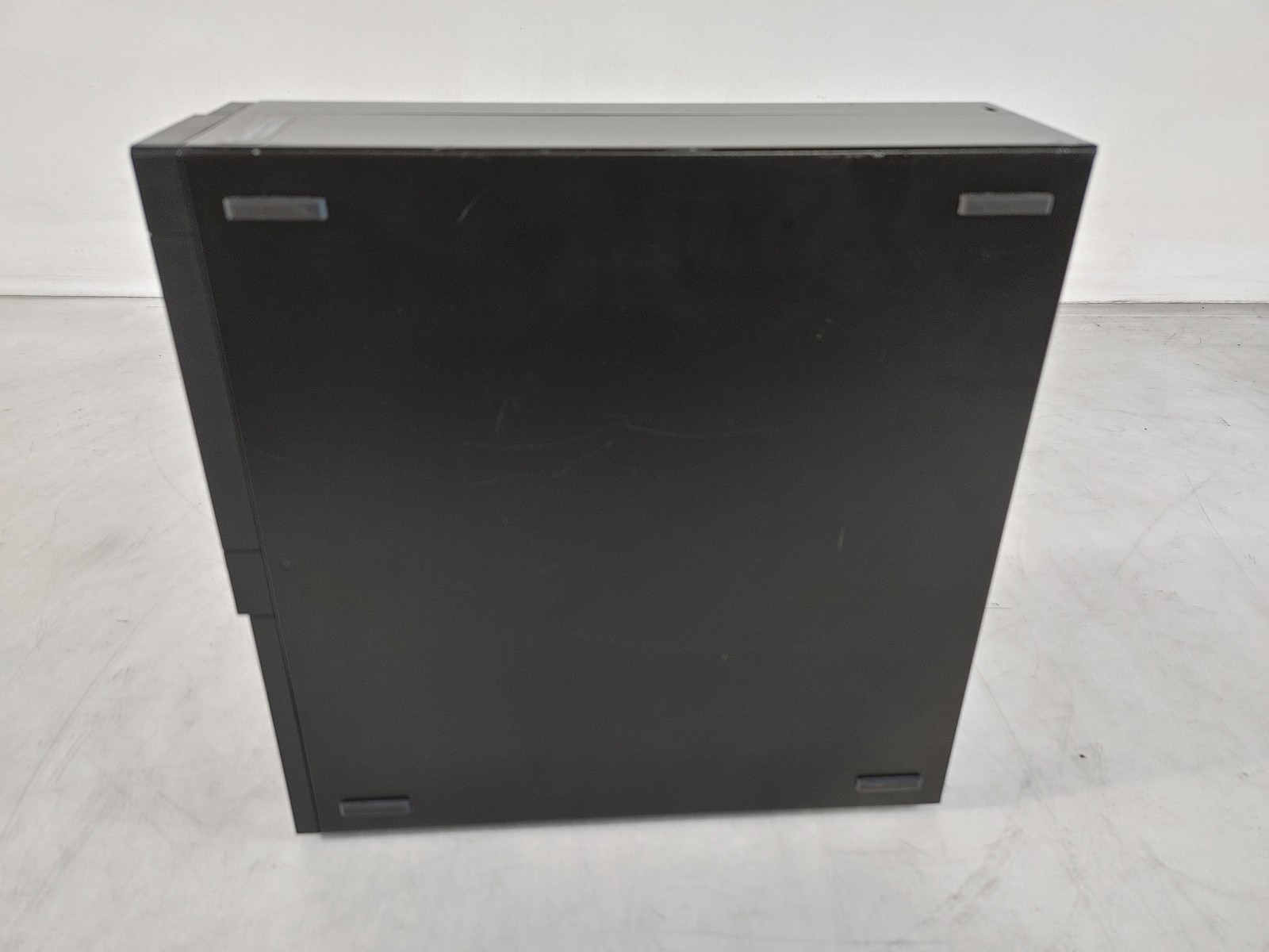Dell OptiPlex 3060 SFF Core i5-8400 2.80 GHz 24 GB DDR4 No HDD