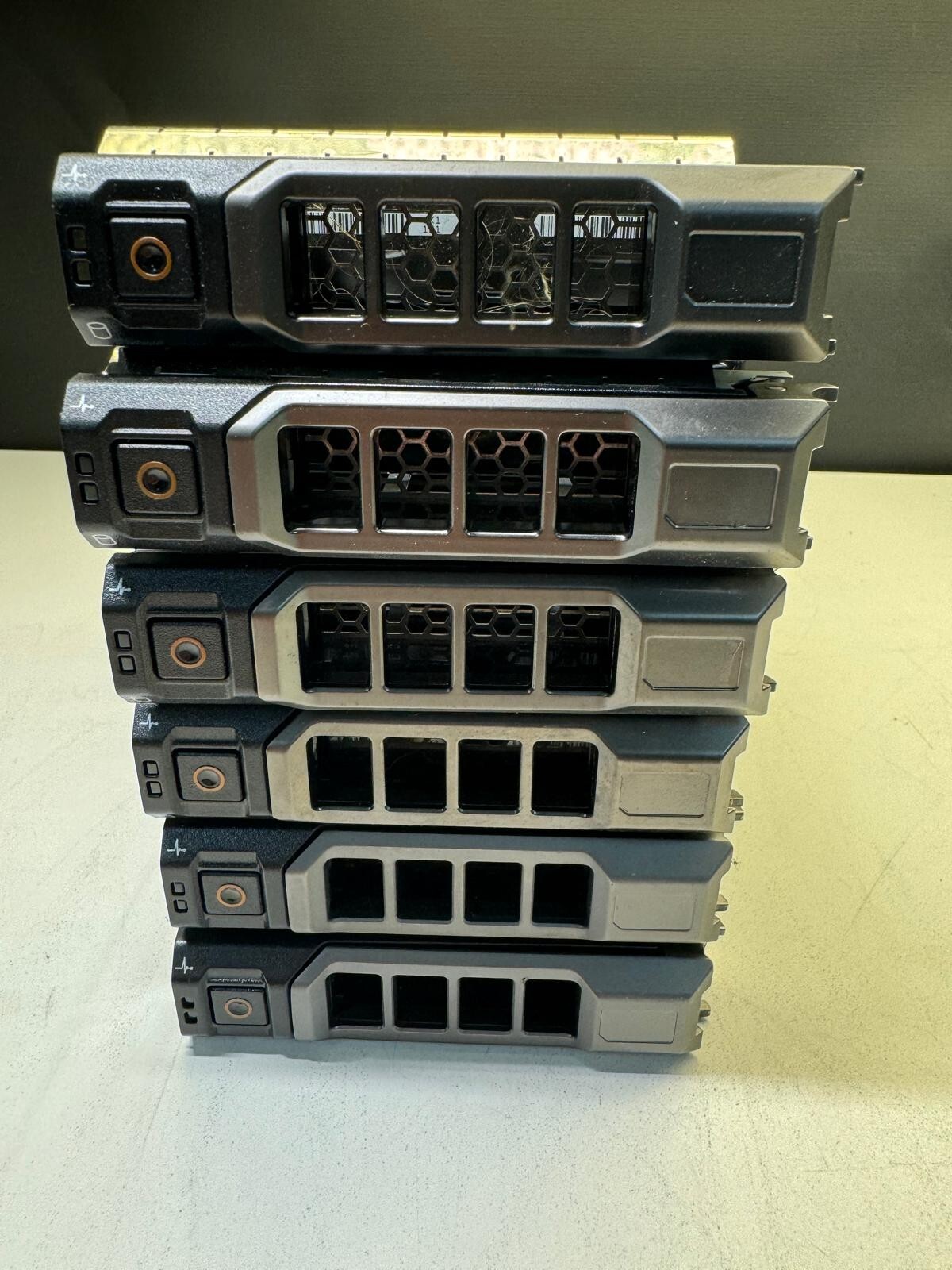 DELL HUA722020ALA330 0F11141 09CF6R 2TB 7.2K RPM 64MB CACHE 6Gb/s SATA 3.5″ HDD