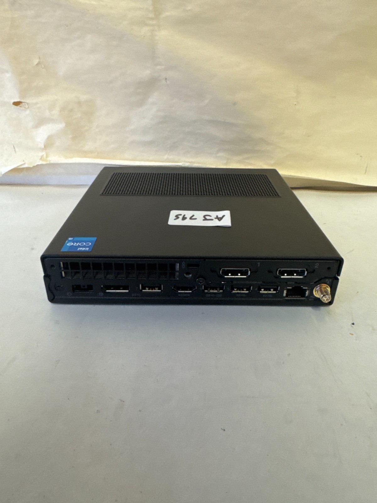 Lenovo Thinkcentre M90q Gen 3 i5-12400 2.5Ghz 8GB RAM 256GB NVMe Win11P