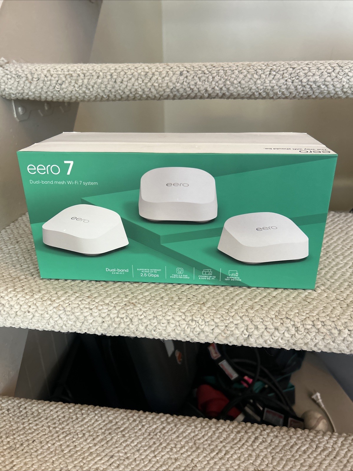 Eero 7 Dual-Band Mesh Wi-Fi 7 System (3-pack) – White