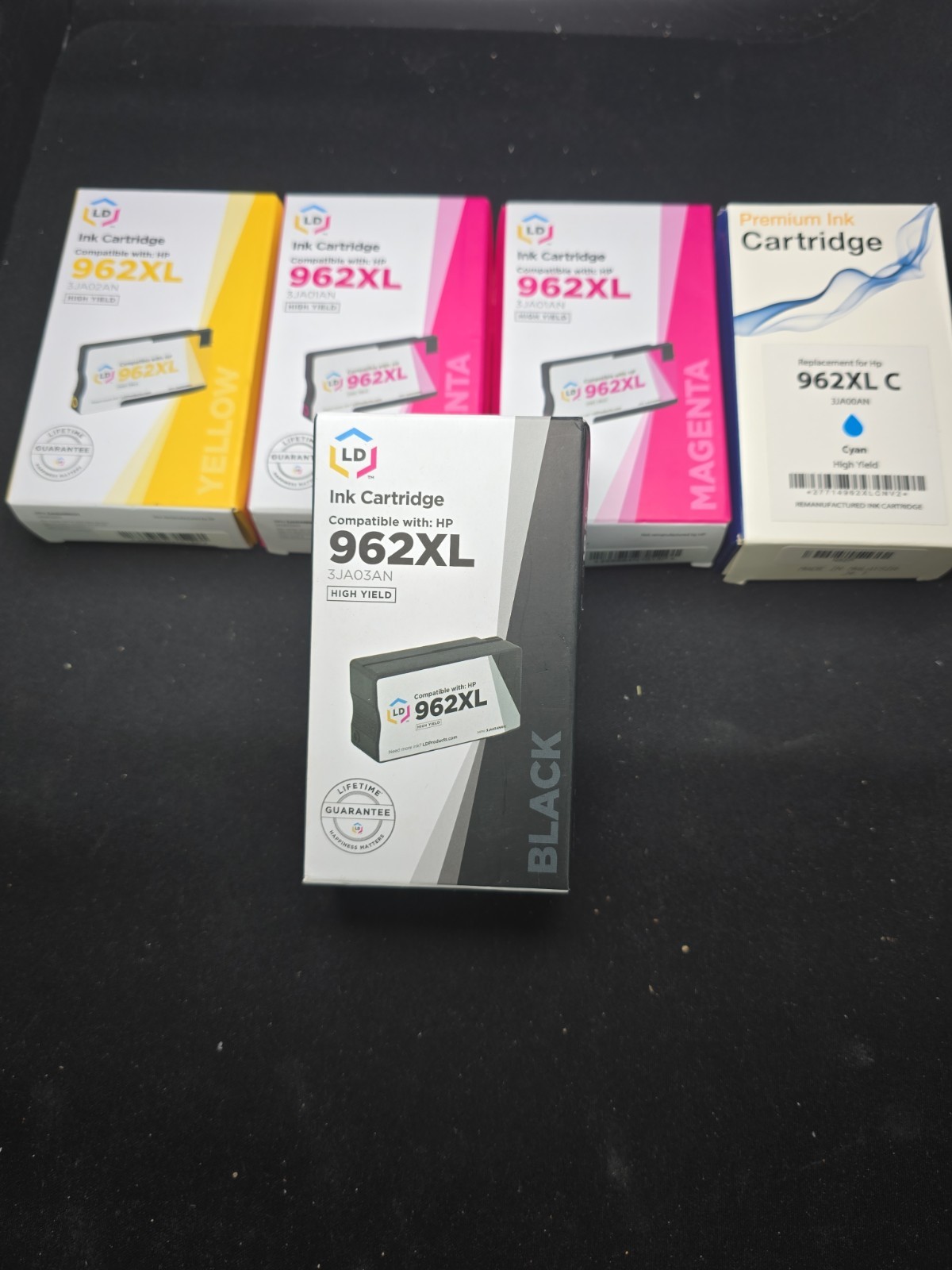 Cartridge ink for printer five number 562XL. All Say Made J4. 1 In Malaysia