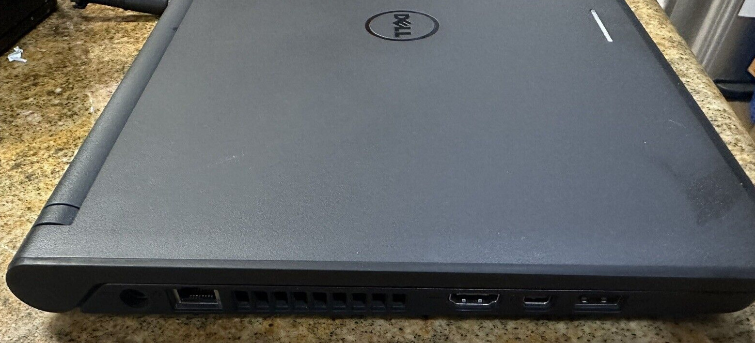 Dell Latitude 3340 13.3″ Intel Celeron 4GB Ram 500GB HDD Window 10 Pro HDMI WiFi