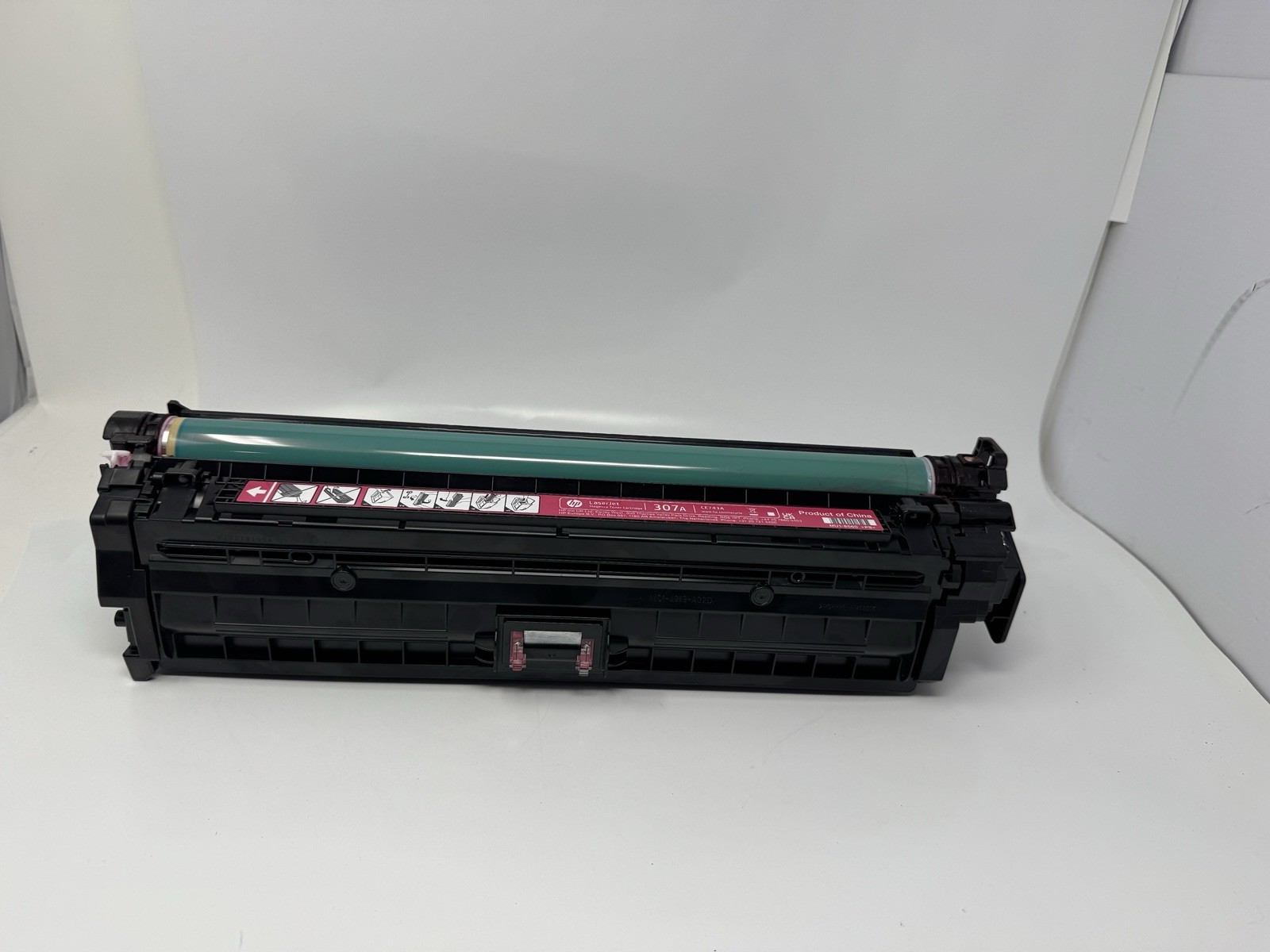 HP 307A Magenta CE743A Toner Cartridge for CP5225 LaserJet Printer CE743A