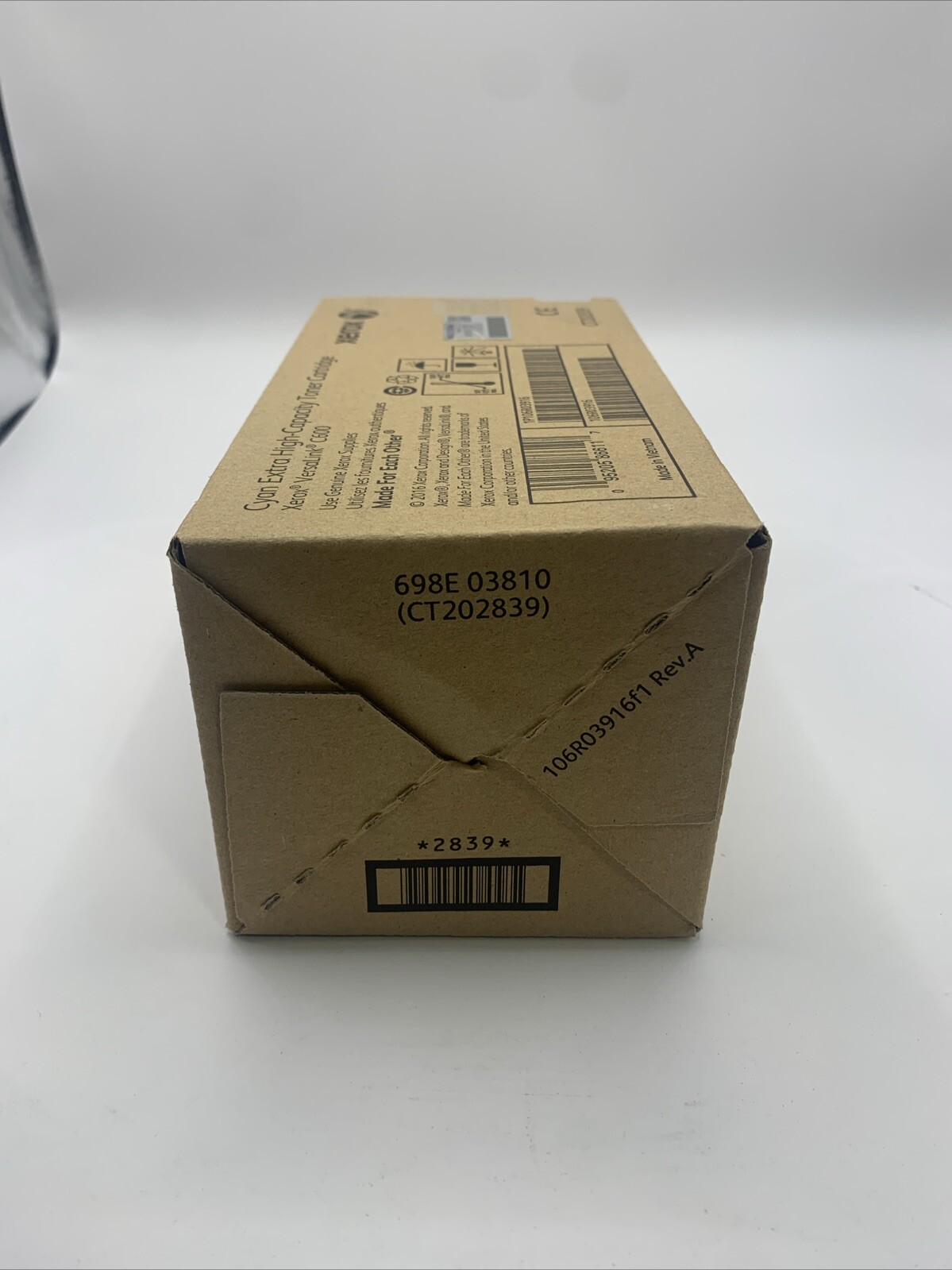 Xerox 106R03916 Cyan Extra High Capacity Toner Cartridge for VersaLink C600