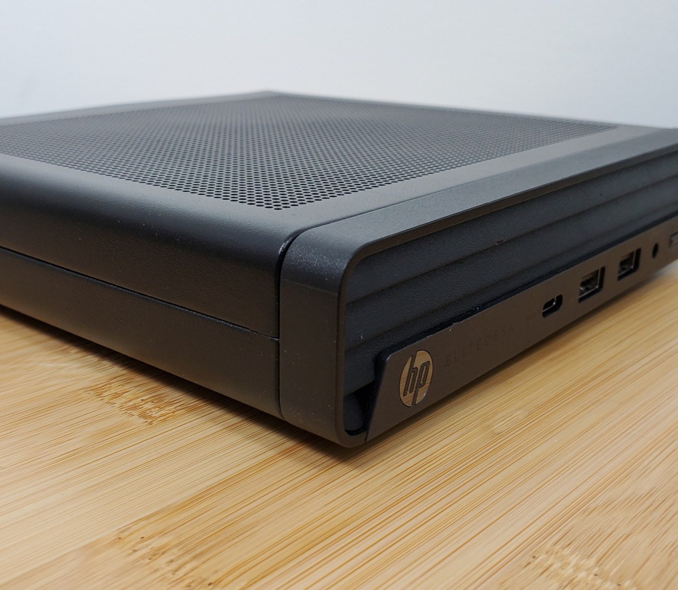 HP 805 Elitedesk Mini G8 AMD 5650G 16GB RAM 256gb SSD Desktop Computer