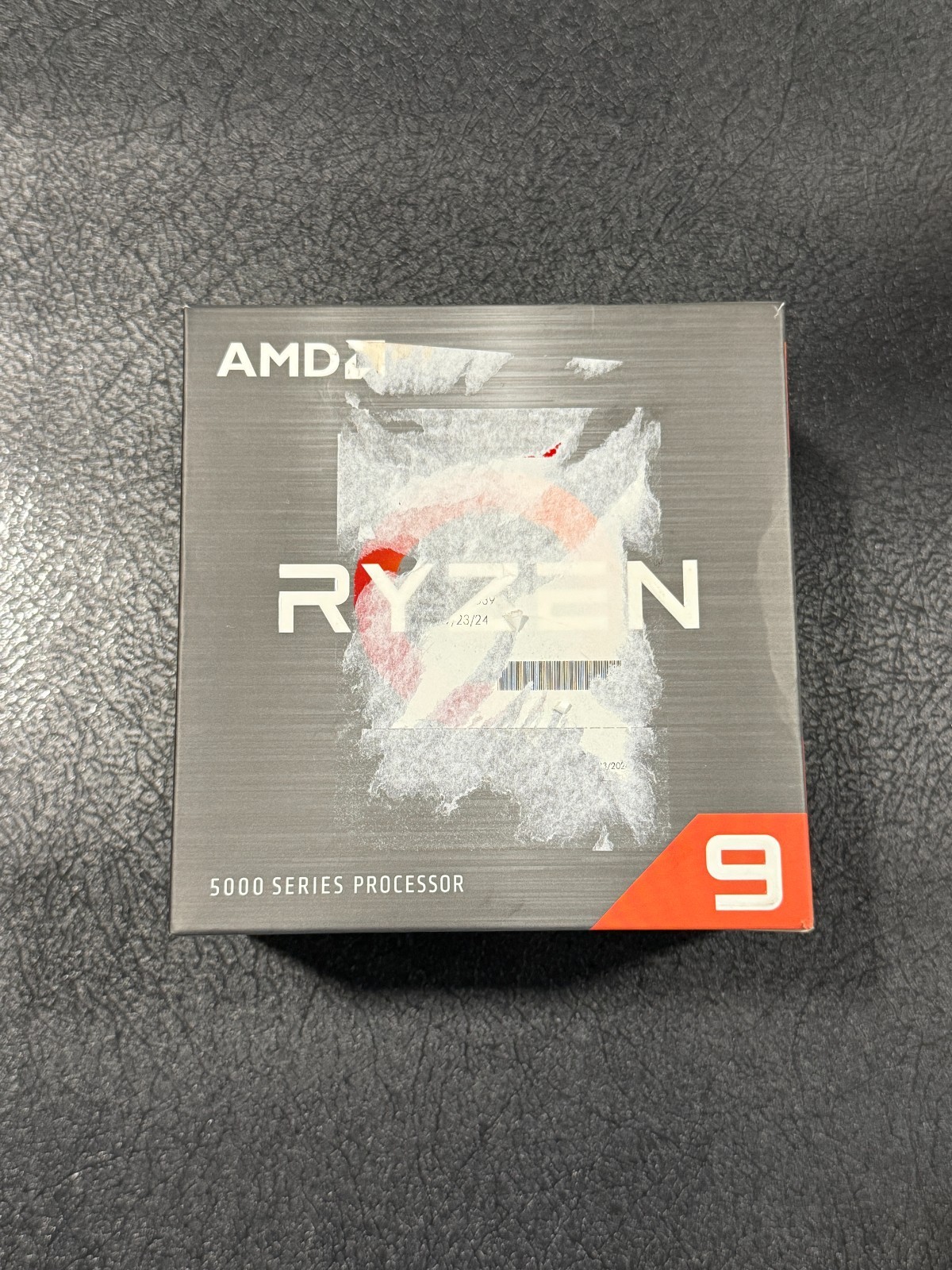 AMD Ryzen 9 5900X Desktop Processor (4.8GHz, 12 Cores, AM4 CPU) 100-000000061