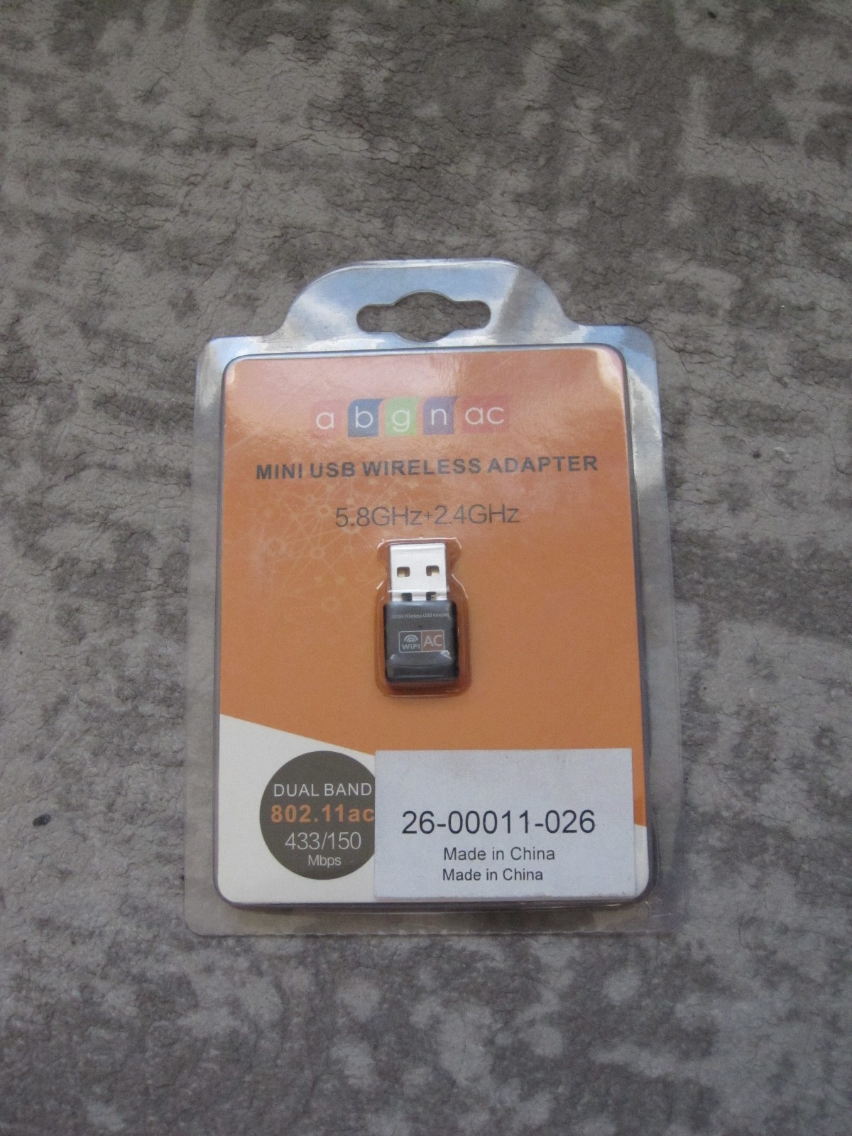Mini Dual Band 600Mbps USB WiFi Wireless Adapter Network Card 2.4/5GHz 802.11 AC
