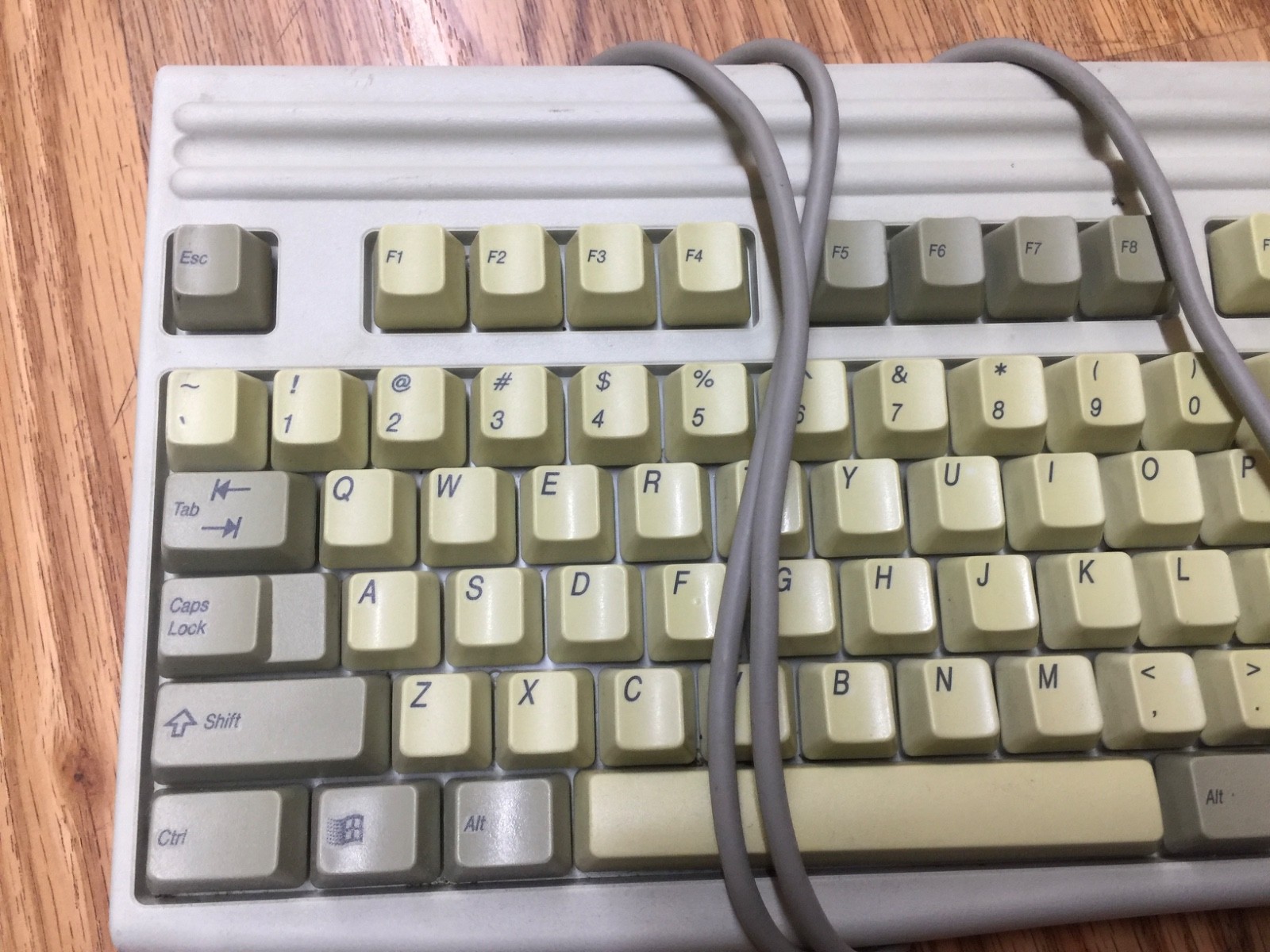 MITSUMI CMYKPQ6987 keyboard AT DIN-5 ,Test-PASS, Warranty: 30 days