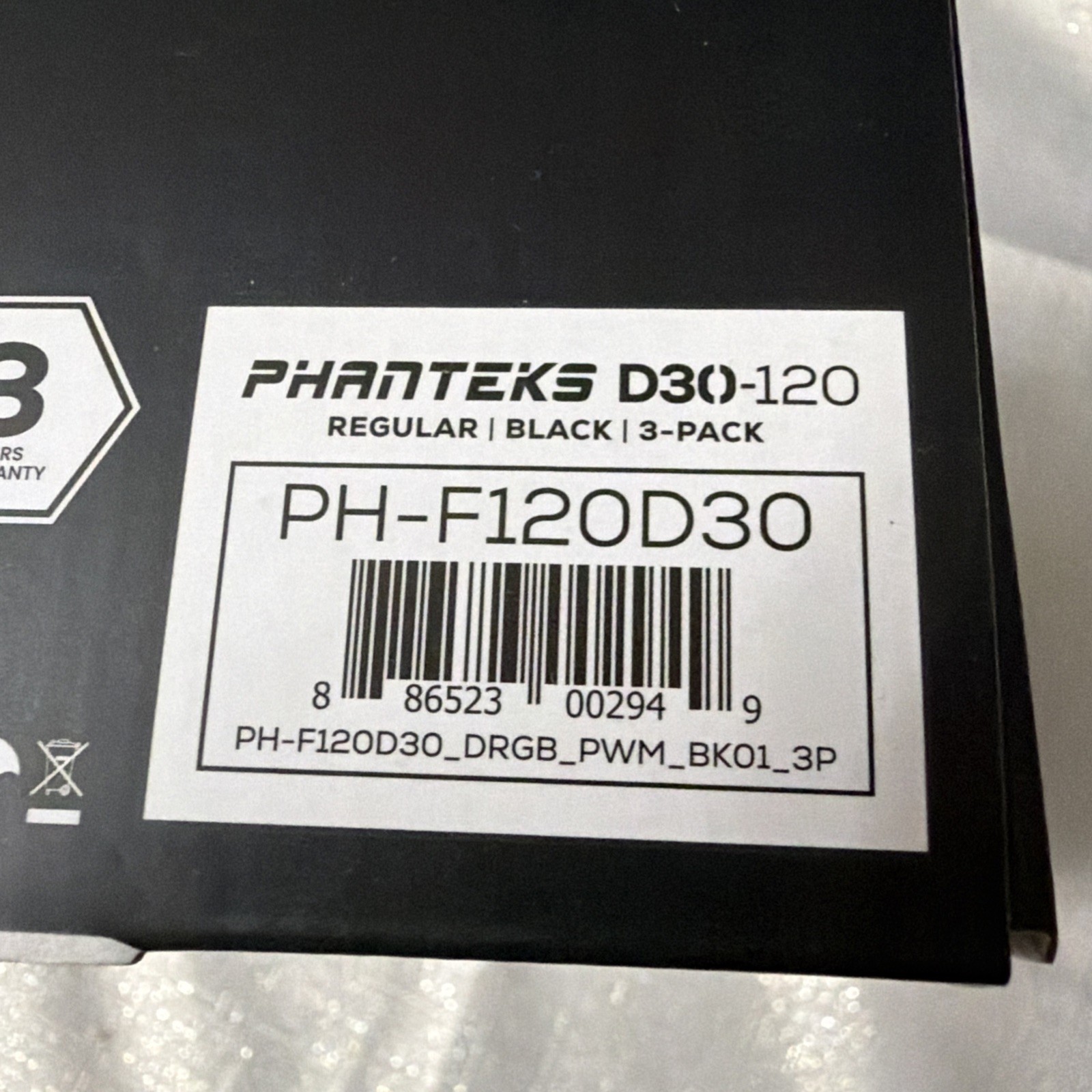 3 PACK, PHANTEKS D30 PWM Regular Airflow D-RGB 120mm fans, 30mm Thick