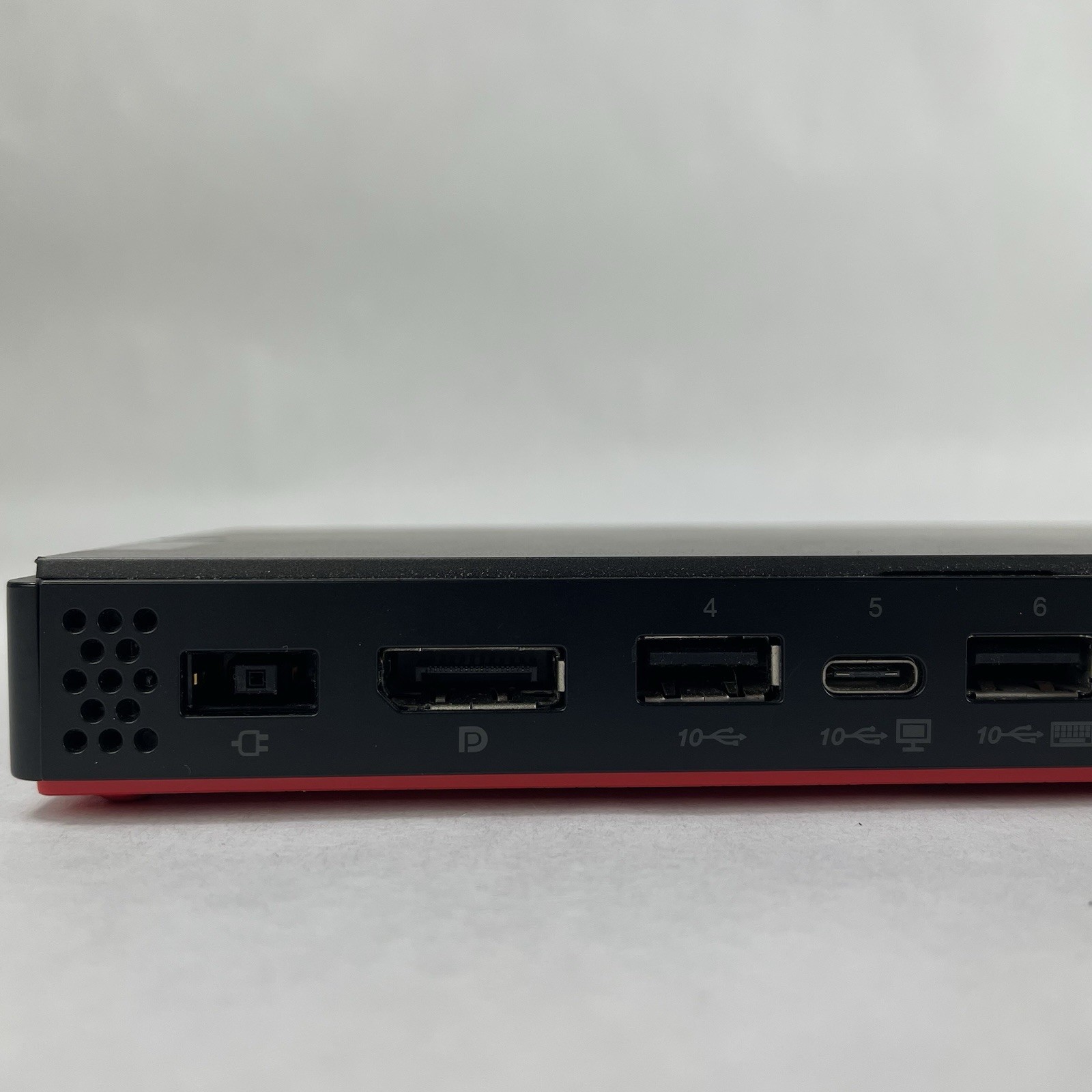 Lenovo Thinkcentre M90n-1 Micro i5-8265U 1.60 GHz 8 GB RAM No M.2/OS/AC