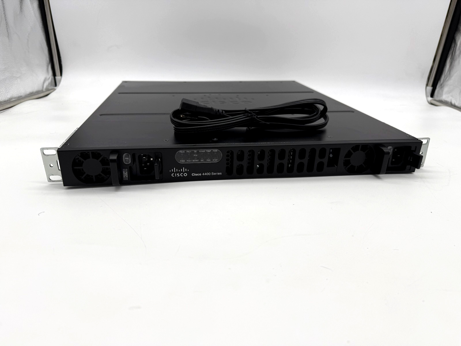 Cisco ISR 4431/K9 V07 Integrated Service Router w/ Rack Ears Version 17.03.05
