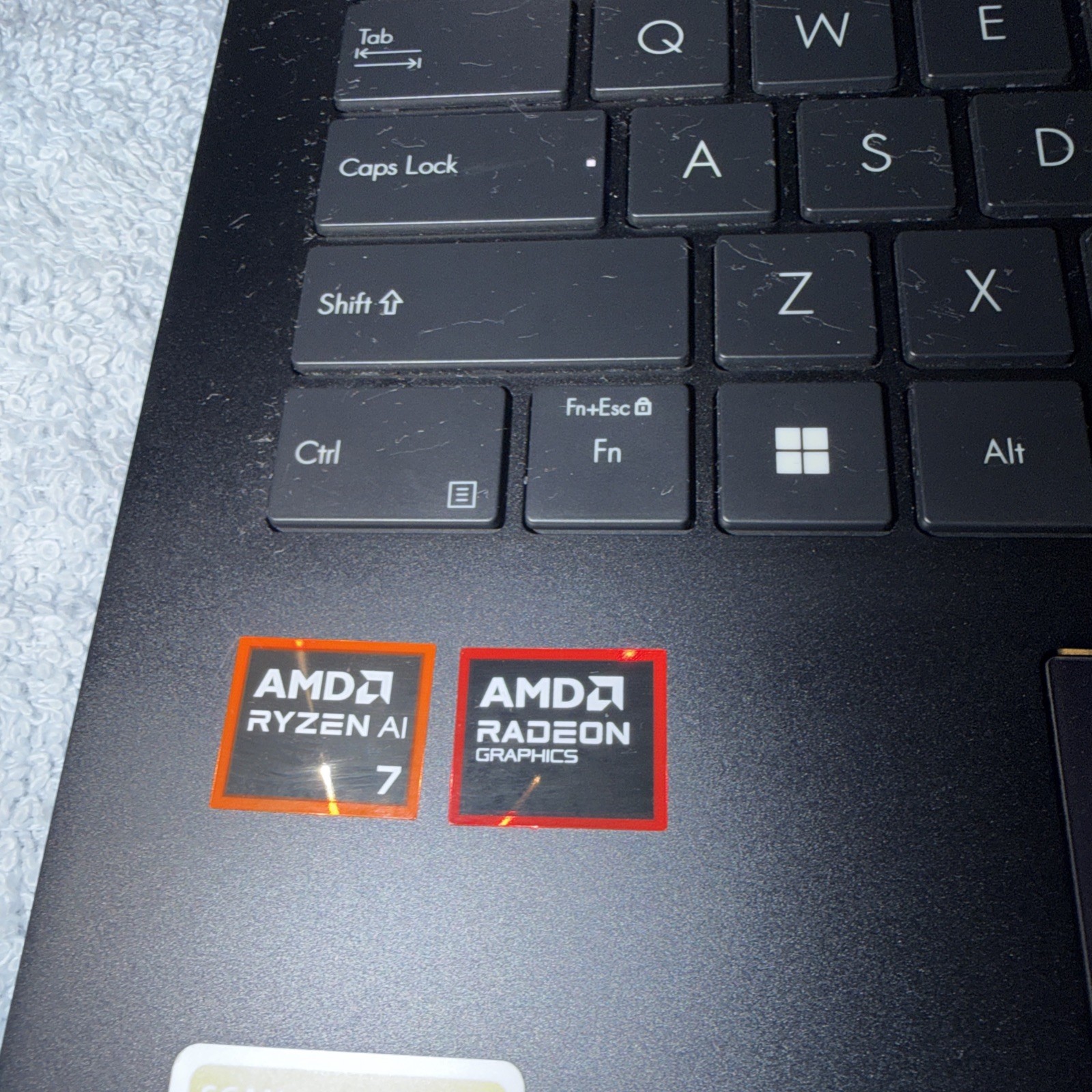 asus zenbook 14 oled ryzen 7 UM3406K