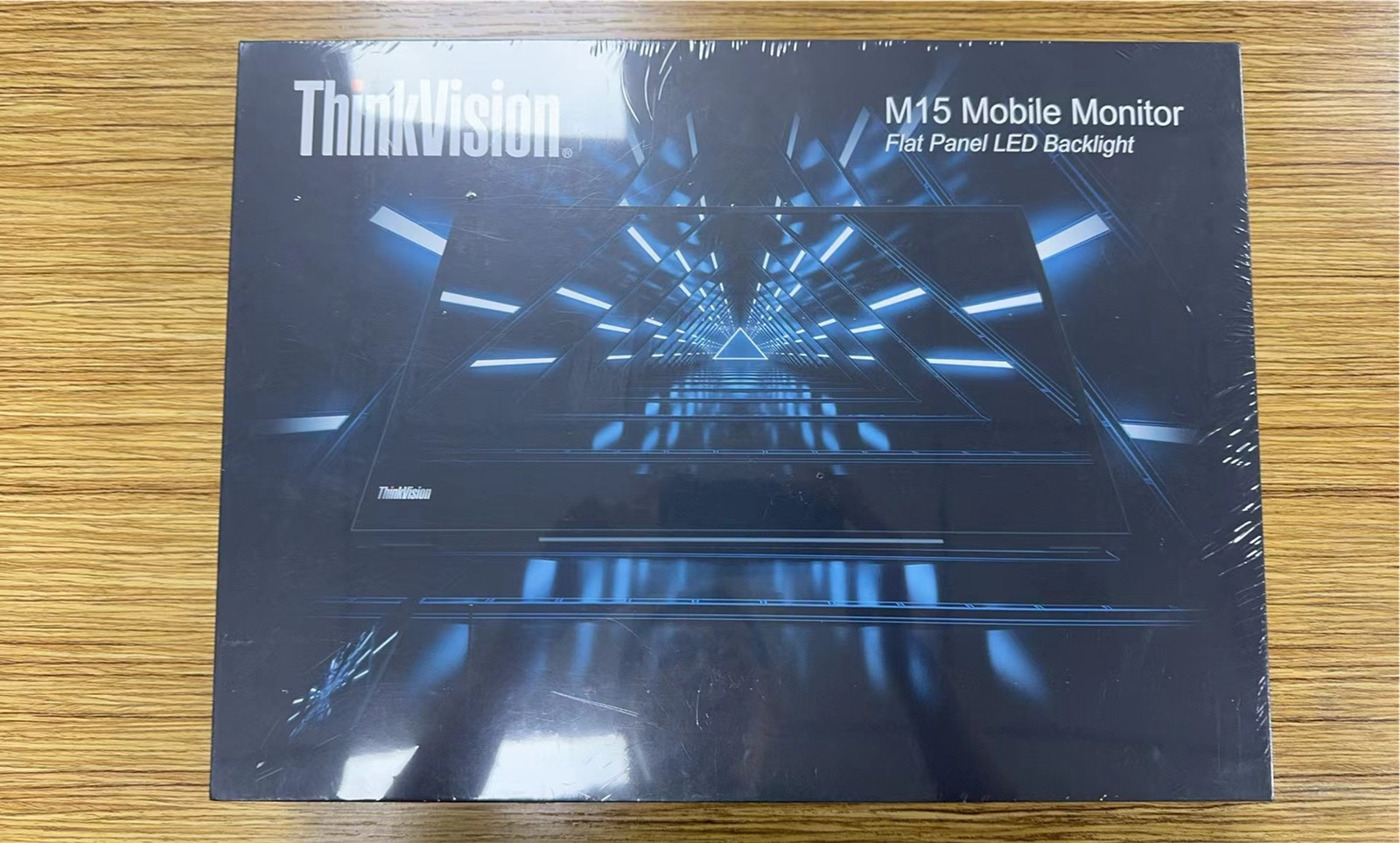 Lenovo M15 ThinkVision Mobile Monitor with 1080p Resolution, 15 inches & 2 USB-C