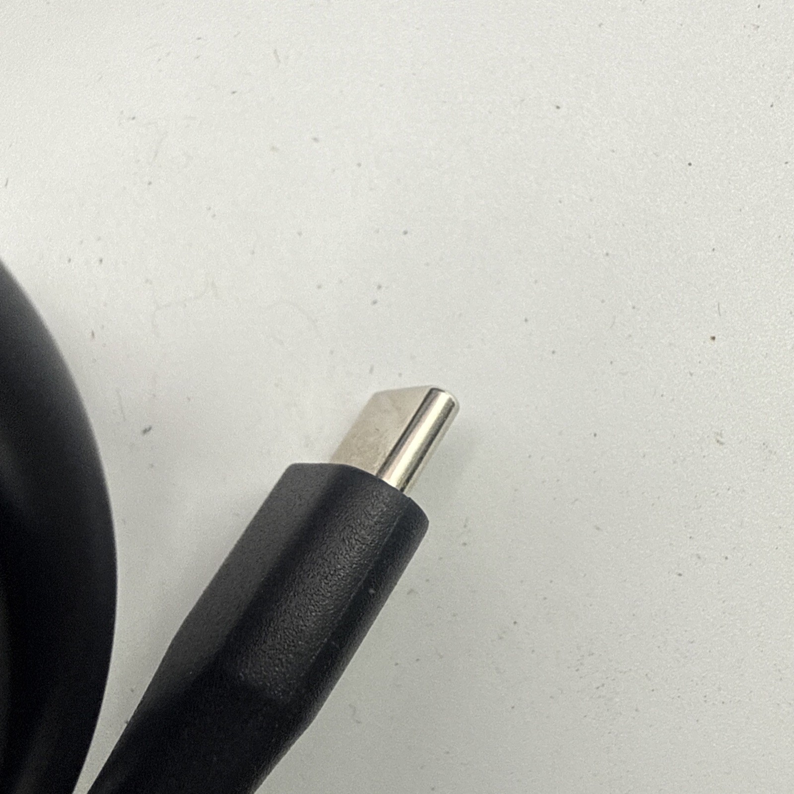 Genuine Chicony AC Adapter USB-C and Plug A20-065N3A 20V 65W 3.25A Charger