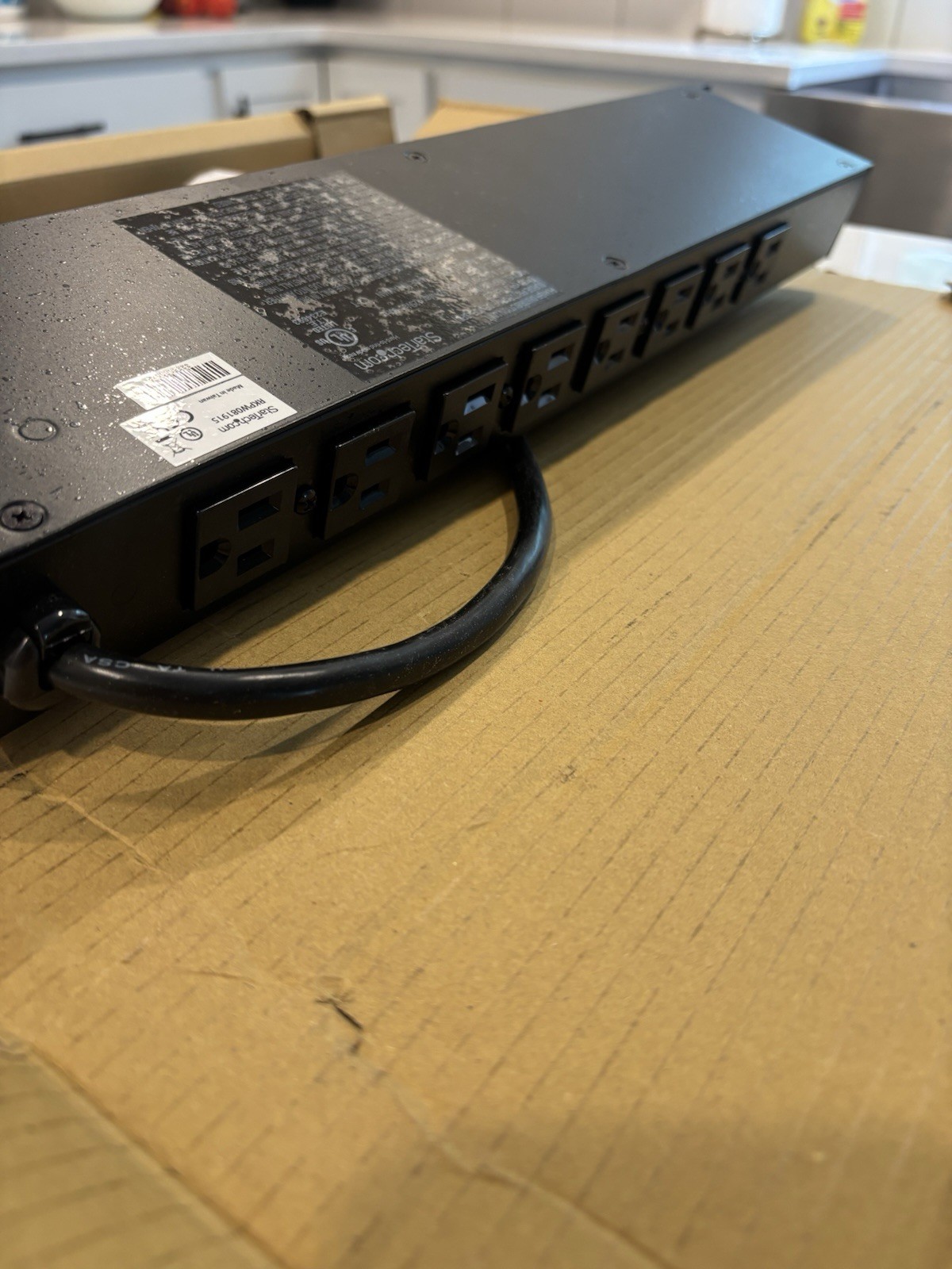 StarTech.com RKPW081915 Rackmount PDU with 8 Outlets with Surge Protection – 19