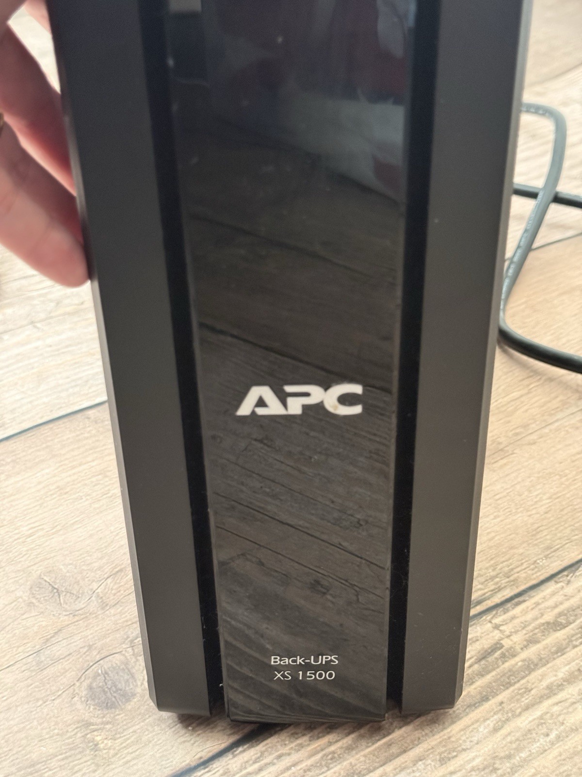 APC Back-UPS XS 1500 BX1500G 865W UPS Battery Backup Surge Protector YES Battery