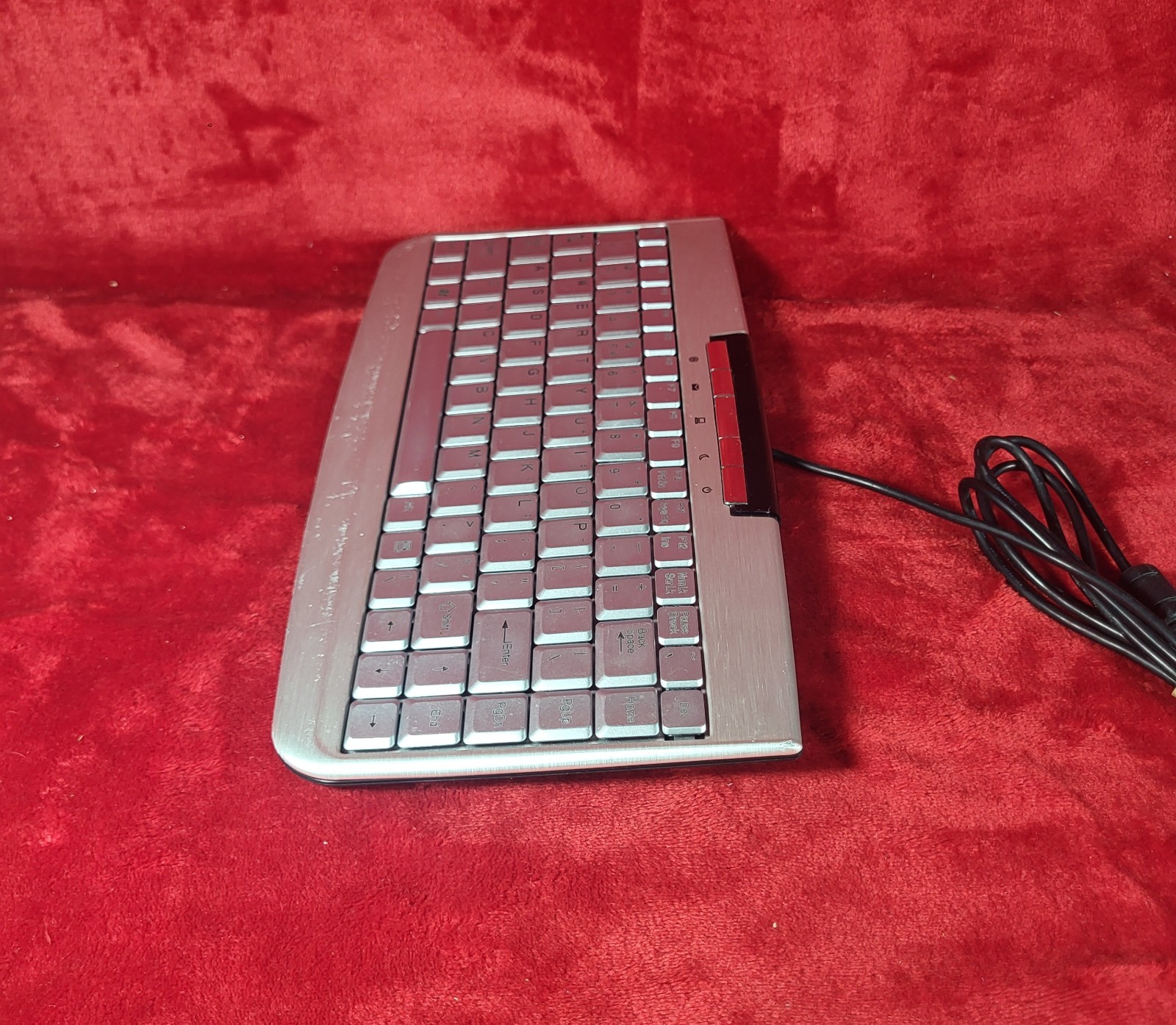 Zippy wk-602 Keyboard Silver – Tested