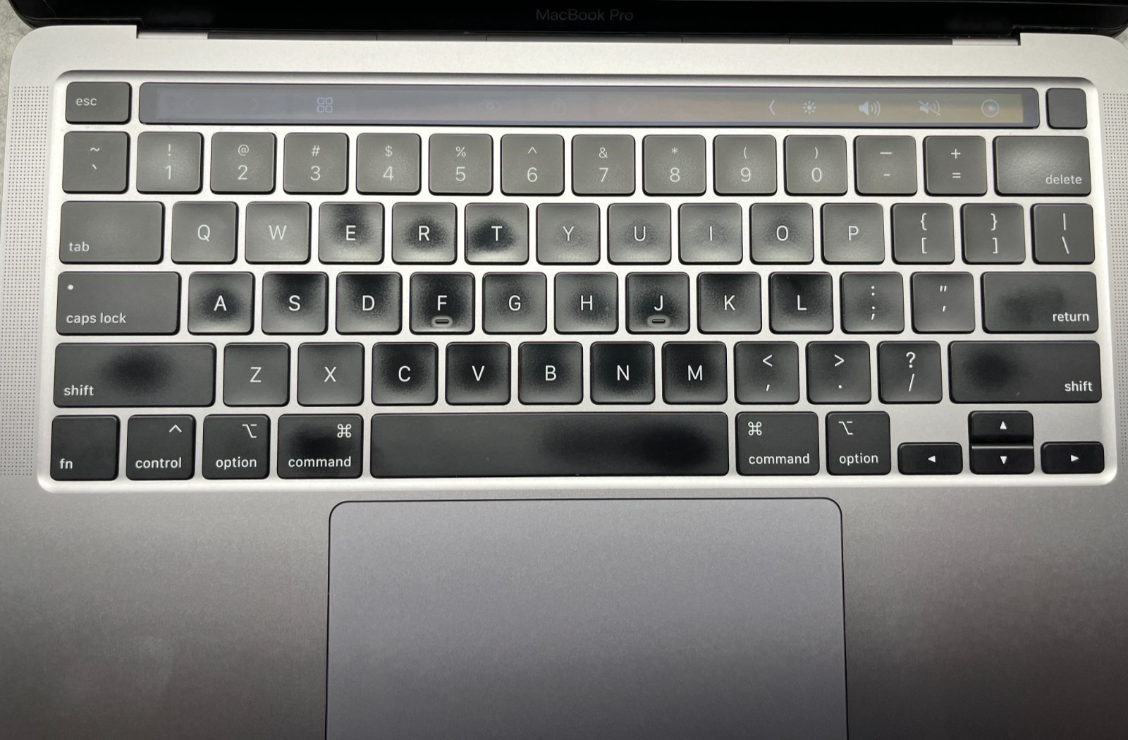 2020 MacBook Pro 13″ i5-1038NG7 @ 2.00GHz 16GB Ram 512GB SSD Tahoe Touch Bar