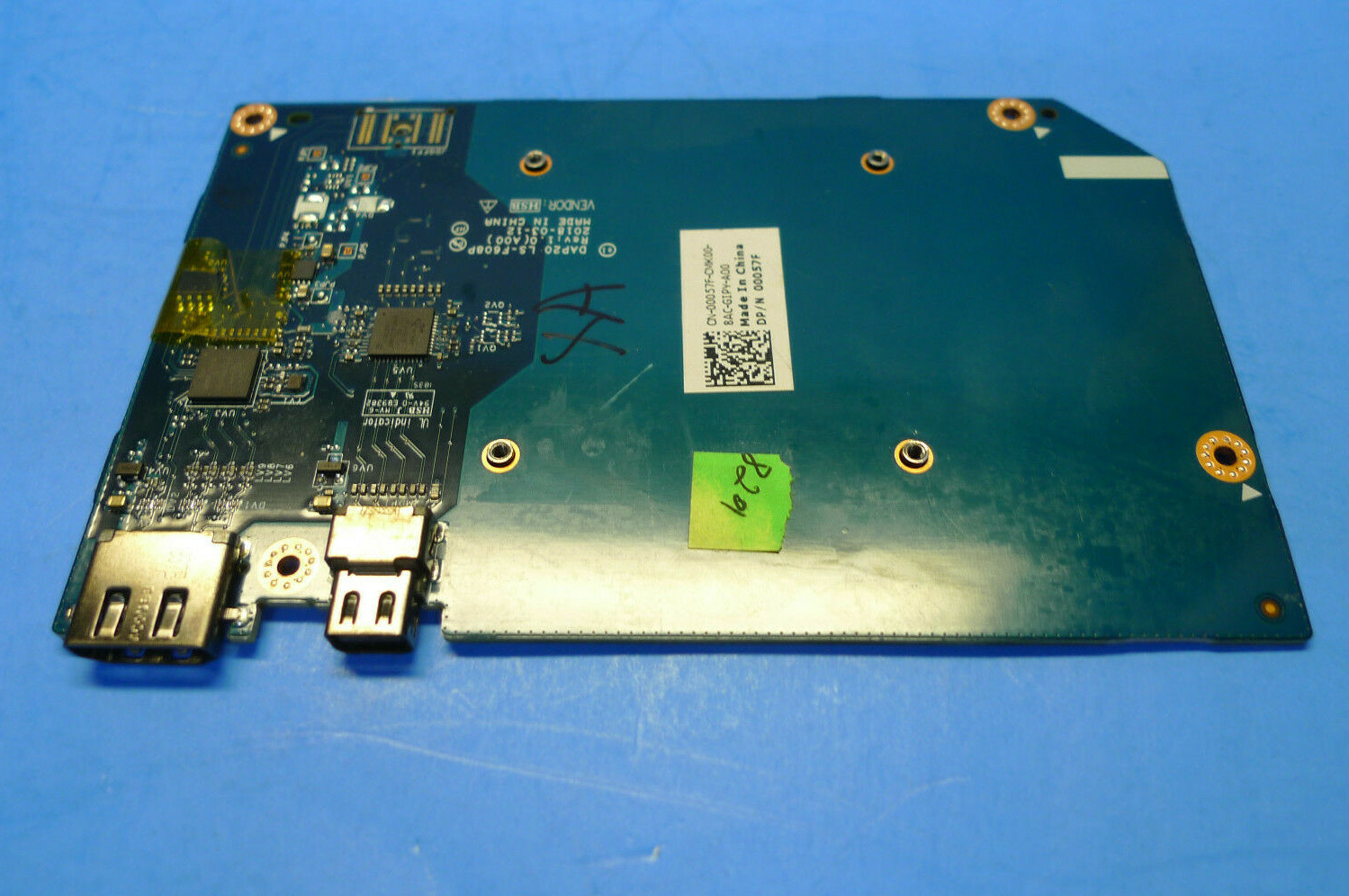Dell Precision 7730 Video Card Intel UHD Graphics 630 DAP20 LS-F608P 0057F