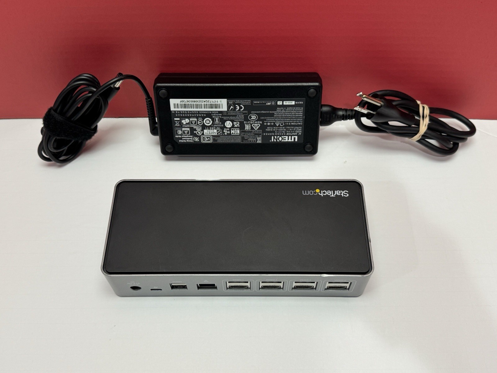 Startech DK31C4DPPD USB-C Universal Docking Station 4K HDMI Unit & Power Adapter